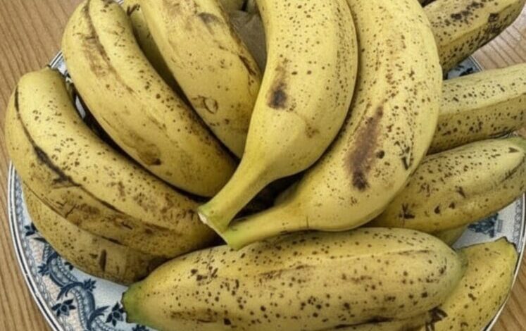 Why Some People Are Boiling Bananas—and What They’ve Noticed After a Week Why Some People Are Boiling Bananas—and What They’ve Noticed After a Week
