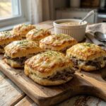Easy French Dip–Style Biscuits Packed with Comfort and Flavor