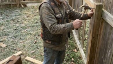 A Stranger with a Toolbox Turned My Fear into an Unexpected Lesson