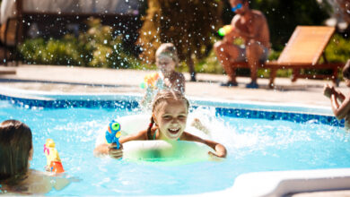 I Took My Niece to the Pool — What I Found Beneath Her Swimsuit Changed Everything