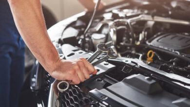 The Mechanic Demanded ,000 for a Ruined Engine — Then the Woman With the Magazine Stood Up
