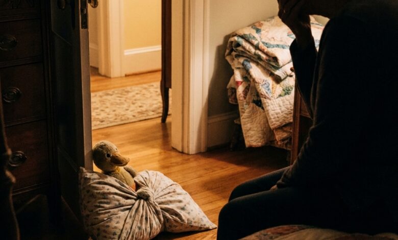 My Granddaughter Keeps a Packed Pillowcase by the Door — “Want to Time Me? I Can Be Out in 52 Seconds”