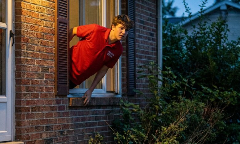 My Medical Alert Called My 3 Children in Order — Voicemail, Declined, Disconnected. A Pizza Boy Came Through the Window