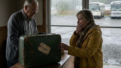 A Green Suitcase Waited at My Bus Station for 19 Years — Then a Woman Asked for the Tuesday Bus