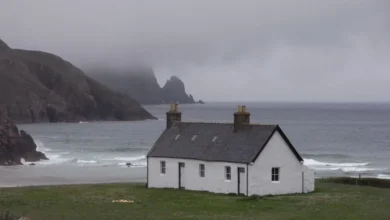 I Bought My Parents a 0,000 Ocean Cottage — Then My Mother Called Me Sobbing