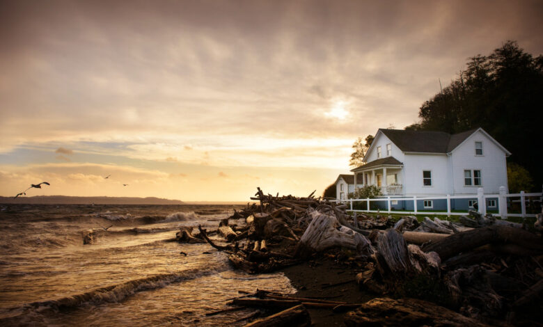 I Bought My Parents a 0,000 Oceanfront Home—Then My Sister’s Husband Changed the Locks