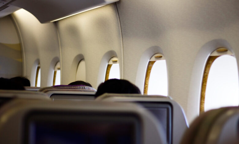 A Passenger Took the Window Seat I Reserved for My Autistic Daughter—Then the Pilot Sent Her a Note