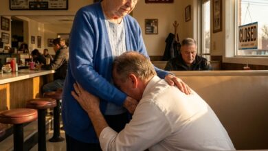 A Hostess Told My 78-Year-Old Mother We Looked “Too Cheap” to Eat There—Then the Owner Came Running From the Kitchen