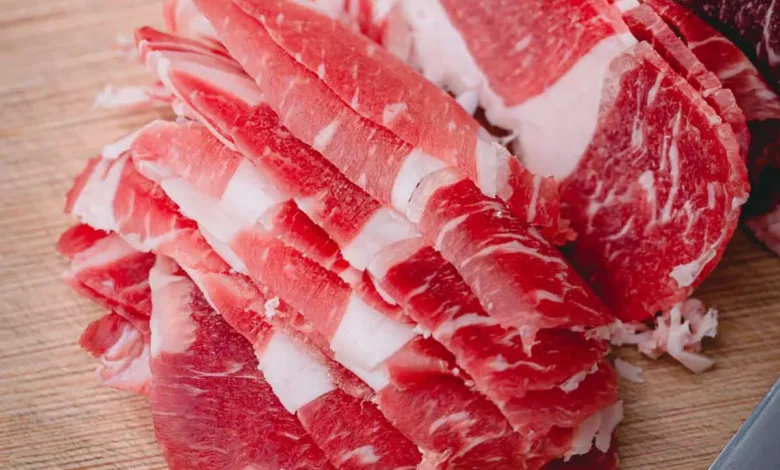 An Elderly Woman Bought 60 Kilos of Beef Every Morning — Then Police Opened the Door of an Abandoned Warehouse